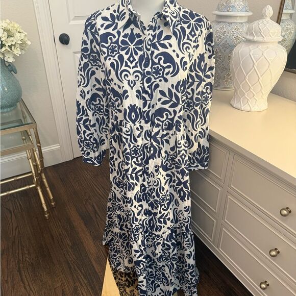 Zara Navy White Damask Print A-Line Midi Shirt
Dress size small-i8 - Picture 3 of 7